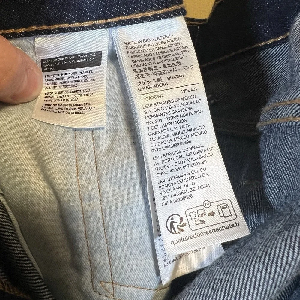 Levi's 550 Men's Jeans Size 38x30 Dark Wash Denim 100% Cotton Relaxed Fit